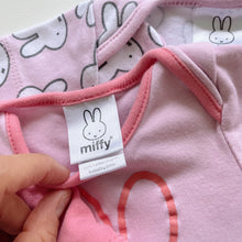 Load image into Gallery viewer, miffy Organic Cotton Bodysuits Bundle 4x (newborn)
