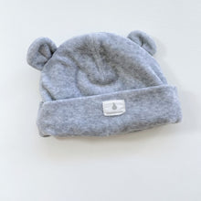Load image into Gallery viewer, Country Road Velvet Beanie Grey (6-12m)
