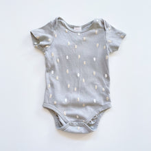 Load image into Gallery viewer, Teeny Weeny Bodysuits Bundle Green Spotty (6-12m)
