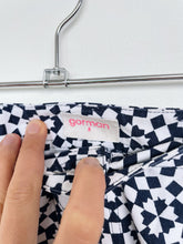 Load image into Gallery viewer, Gorman Mini Skirt Geometric Pattern Navy/White (8)

