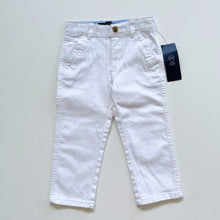 Load image into Gallery viewer, Tommy Hilfiger Pants White NEW (2y)
