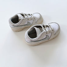 Load image into Gallery viewer, Nike Sneakers White/ Grey  (EU23.5, UK6.5, US7C)
