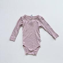 Load image into Gallery viewer, Jamie Kay Organic Rib Bodysuit L/S Rosie (1y)
