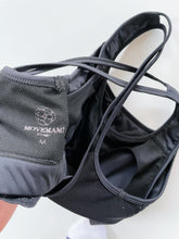 Load image into Gallery viewer, Movemami Nursing Sports Bra Black (M)
