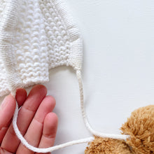 Load image into Gallery viewer, Wilson &amp; Frenchy Bamboo / Wool Knit Bonnet Beige (0-3m)
