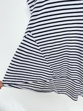 Load image into Gallery viewer, Decjuba B/W Linen Blend Stripe Floaty Top (S)
