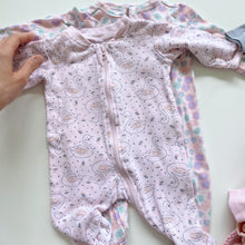 Load image into Gallery viewer, Pink Newborn Bundle 8x (newborn)
