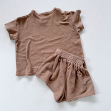 Load image into Gallery viewer, Liebe Leo Terry Set Latte (2y)
