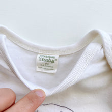 Load image into Gallery viewer, Nature Baby Organic L/S Top Hare (3-6m)
