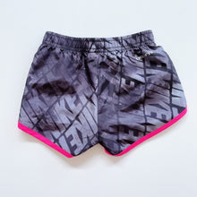 Load image into Gallery viewer, Nike Dry-Fit Shorts (12m)
