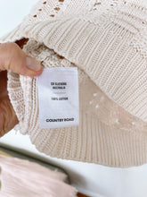 Load image into Gallery viewer, Country Road Chunky/Loose Knit Cream Jumper (M)
