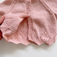 Load image into Gallery viewer, Gorgeous Handmade Lambswool Cardigan Peach (0-3m)
