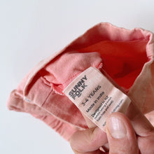 Load image into Gallery viewer, Sunny Folk Organic Cotton Shorts (3-4y)
