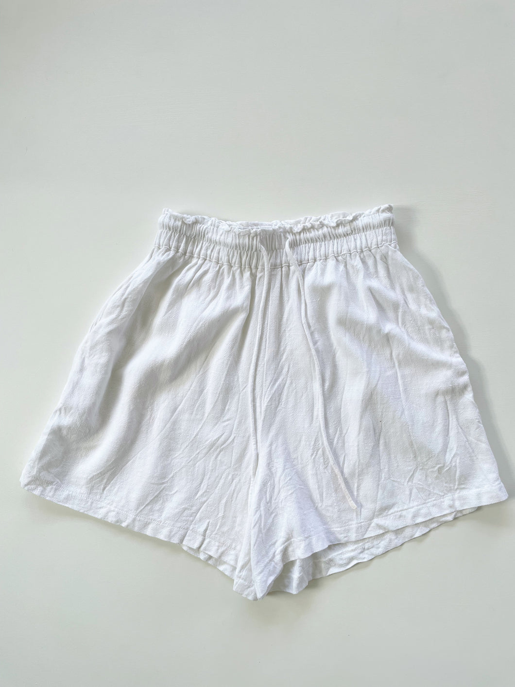 Lullaby Club Linen Blend Shorts White (S/M)