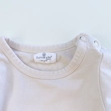 Load image into Gallery viewer, Burrow &amp; Be Organic Bodysuit Cream Kiwi (6-12m)
