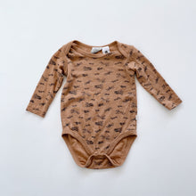 Load image into Gallery viewer, Baby Baby Merino L/S Bodysuit Planes NWOT (12-18m)
