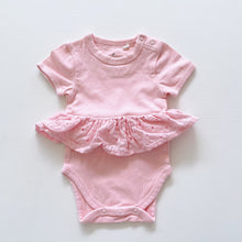 Load image into Gallery viewer, Country Road Org Cotton Frilly Bodysuit Pink (newborn)
