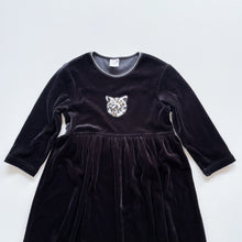 Load image into Gallery viewer, Vintage Ladybird Made in Aus Black Velvet L/S Dress (9y)
