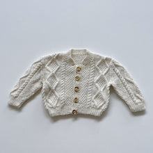 Load image into Gallery viewer, Stunning Handmade Lambswool Cardigan Cream (0-3m)
