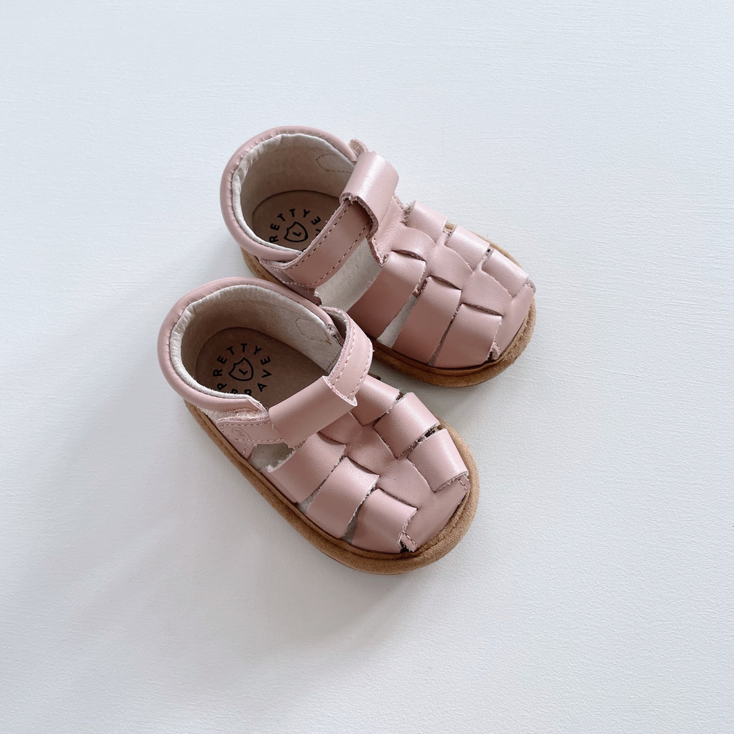 Pretty Brave Pink Leather Sandals (L = 12-18m/ EU19-20))