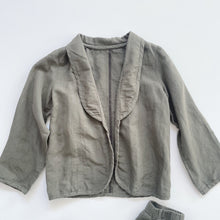 Load image into Gallery viewer, Handmade Linen Blazer + Pants Set Green (4-5y)
