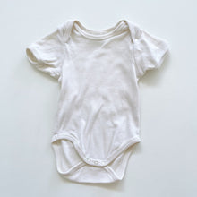Load image into Gallery viewer, Nature Baby Organic S/S Bodysuit Natural (0-3m)
