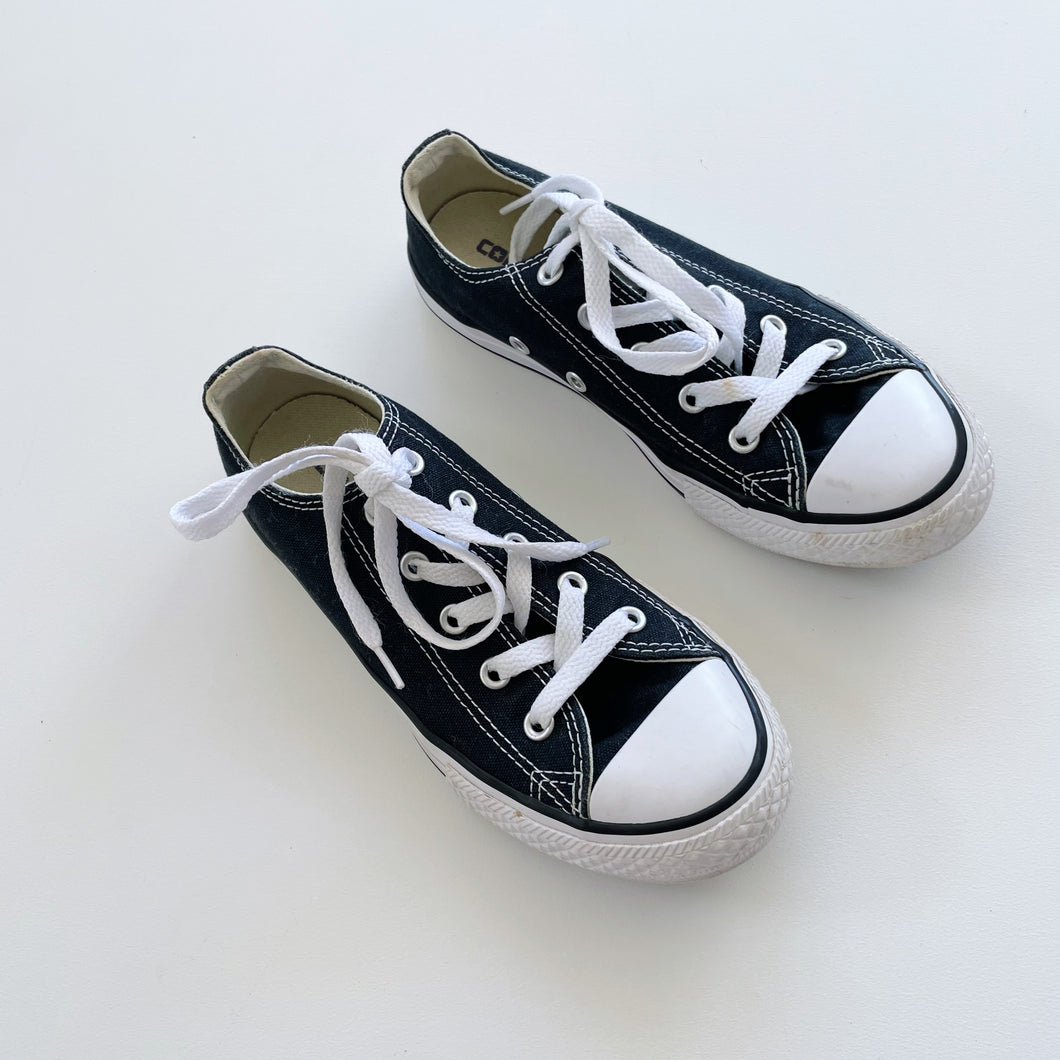 Converse Shoes Black (US1/EU32/ UK 13.5)