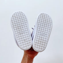 Load image into Gallery viewer, Puma Leather Shoes Purple (UK8/ US9c/ EU25/ 15.5cm)
