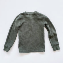Load image into Gallery viewer, Country Road Organic Ribbed L/S Tee Green (6y)
