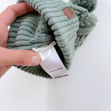 Load image into Gallery viewer, Country Road Cable Knit Pom-Pom Beanie Green (0-6m)
