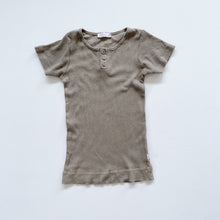 Load image into Gallery viewer, Jamie Kay Organic Ribbed Tee Green (7y)
