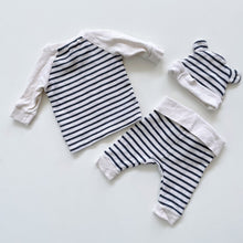 Load image into Gallery viewer, Peter Alexander Organic Cotton Set Stripes (0-3m)
