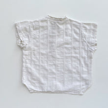 Load image into Gallery viewer, Korean Design White Shirt (3y)

