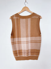 Load image into Gallery viewer, Glassons Tan Check Vest (M)
