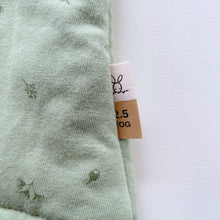 Load image into Gallery viewer, ErgoPouch Organic Cotton/Bamboo Swaddle Green 2.5 tog (Small/ 0-3m)
