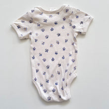 Load image into Gallery viewer, Nature Baby Bodysuit Pressed Pansy Print (3-6m)
