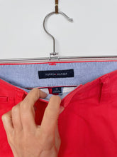 Load image into Gallery viewer, Tommy Hilfiger Men Shorts Red (M/30)
