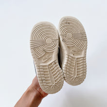 Load image into Gallery viewer, Nike Sneakers White/ Grey  (EU26, UK8.5, US9C)
