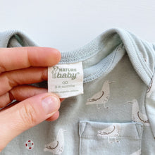 Load image into Gallery viewer, Nature Baby Organic T-Shirt Mint Seagulls (3-6m)
