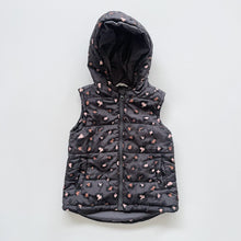 Load image into Gallery viewer, Mac &amp; Ellie Hooded Vest Leopard (4y)
