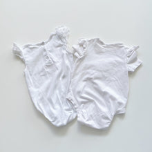 Load image into Gallery viewer, David Jones Organic Bodysuit Bundle 2x (6-12m)
