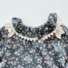 Load image into Gallery viewer, Floral Collared Long Sleeve Top (5y)
