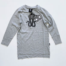 Load image into Gallery viewer, Band of Boys L/S Tee Grey Marle Snake Long Line NEW (5y)
