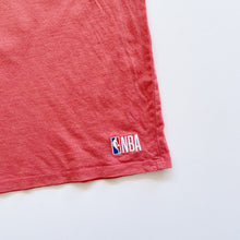Load image into Gallery viewer, NBA Chicago Bulls T-Shirt Salmon (8y)
