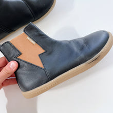 Load image into Gallery viewer, Pretty Brave Boots Black (EU33)
