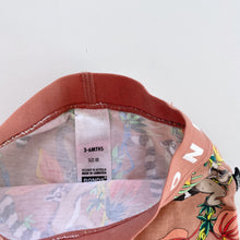 Load image into Gallery viewer, Bonds Pants Jungle NWOT (3-6m)
