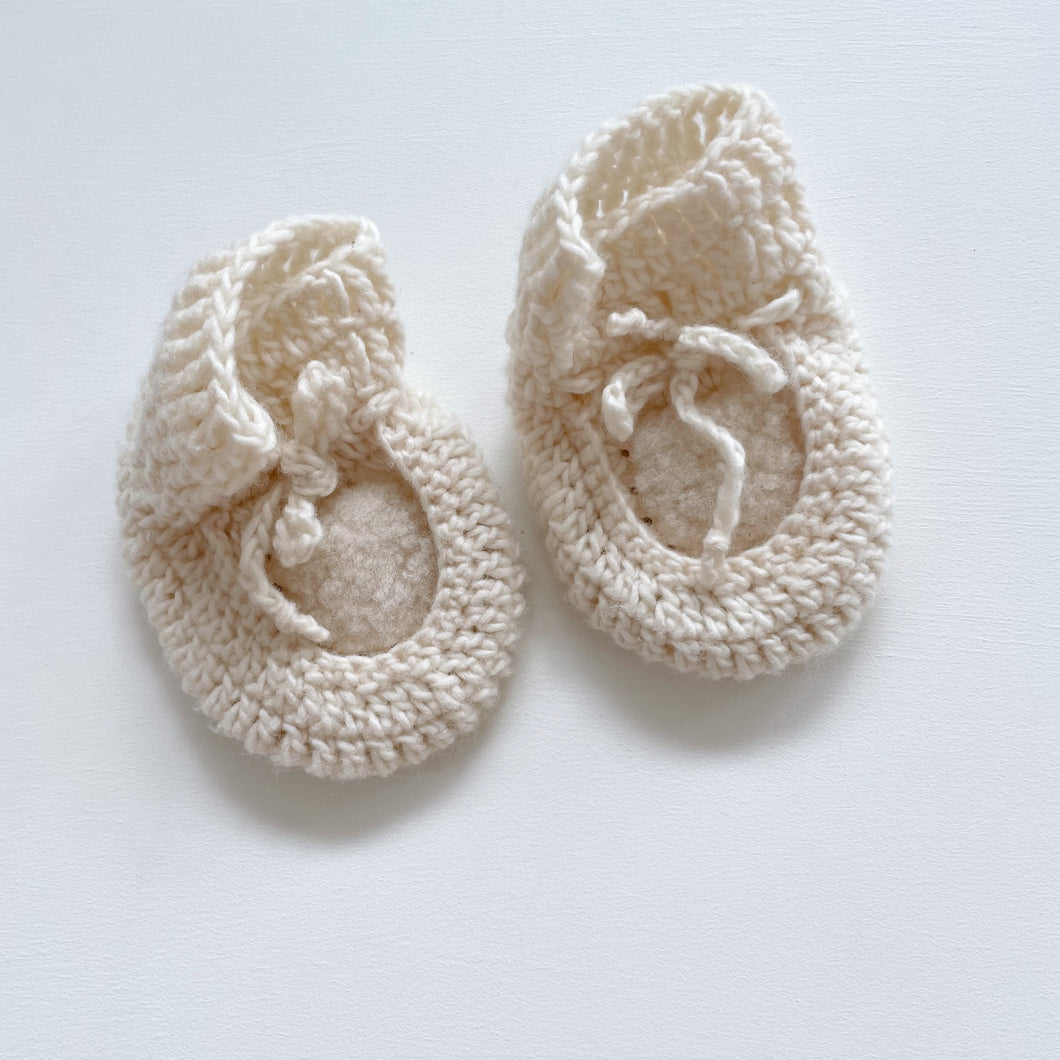 Handmade Sheepskin Booties Cream (0-3m)
