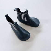 Load image into Gallery viewer, Bobux Soft Soles Booties Navy (L/ EU20/ UK3.5/ US4.5)
