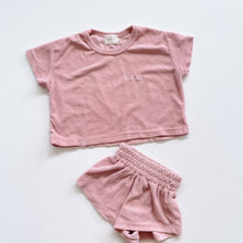 Load image into Gallery viewer, Liebe Leo Terry Set Pink (3-6m)
