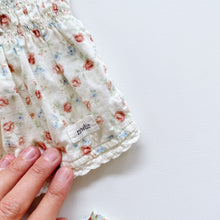 Load image into Gallery viewer, Gorgeous Newbie Floral Set (4-5y)
